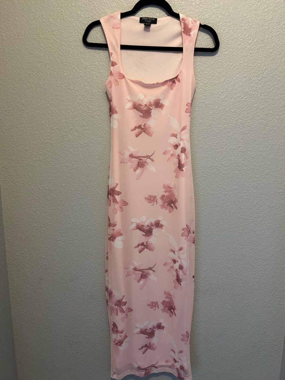 Blush Pink Floral Scoop-Neck Maxi Dress size XS worn once